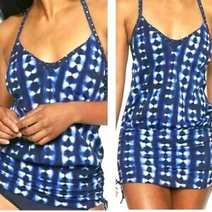 ATHLETA Size 36 B/C Blue Tankini Swimsuit Top with Underwire
